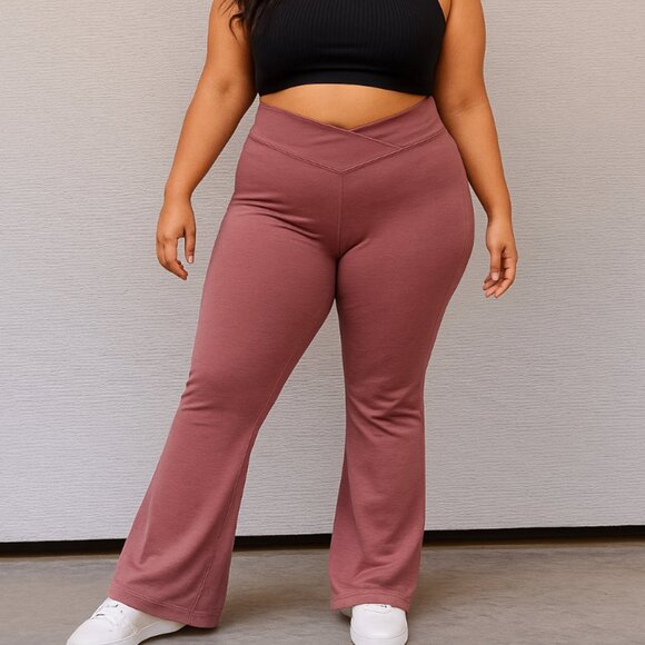 Old Navy PowerChill Go-Dry Extra High Rise Super Flare Leggings Size 2X Mauve - Picture 1 of 6